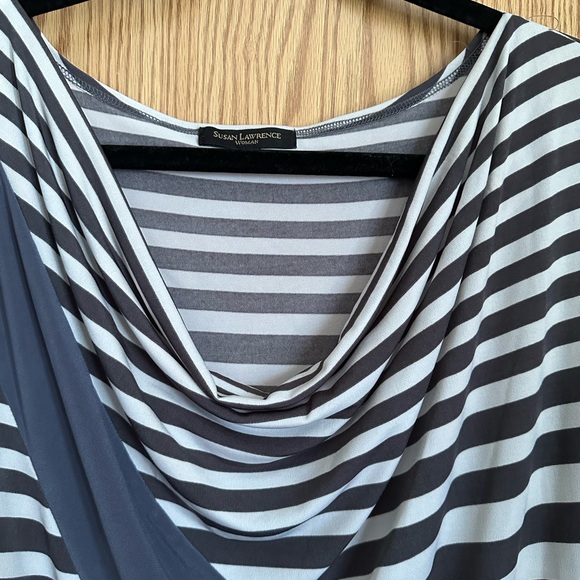 🍉Susan Lawrence Woman blouse 1X EUC plus size white dark grey draped neck - Picture 4 of 4